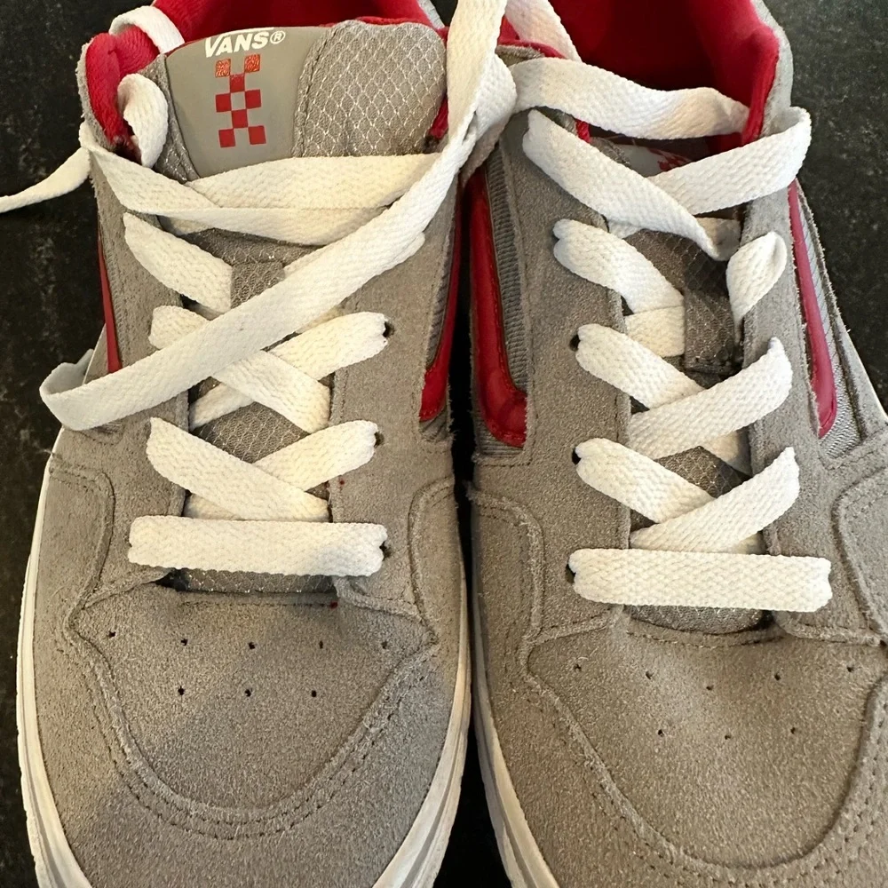 Kids Grey and Red Suede Vans EUC Size 7